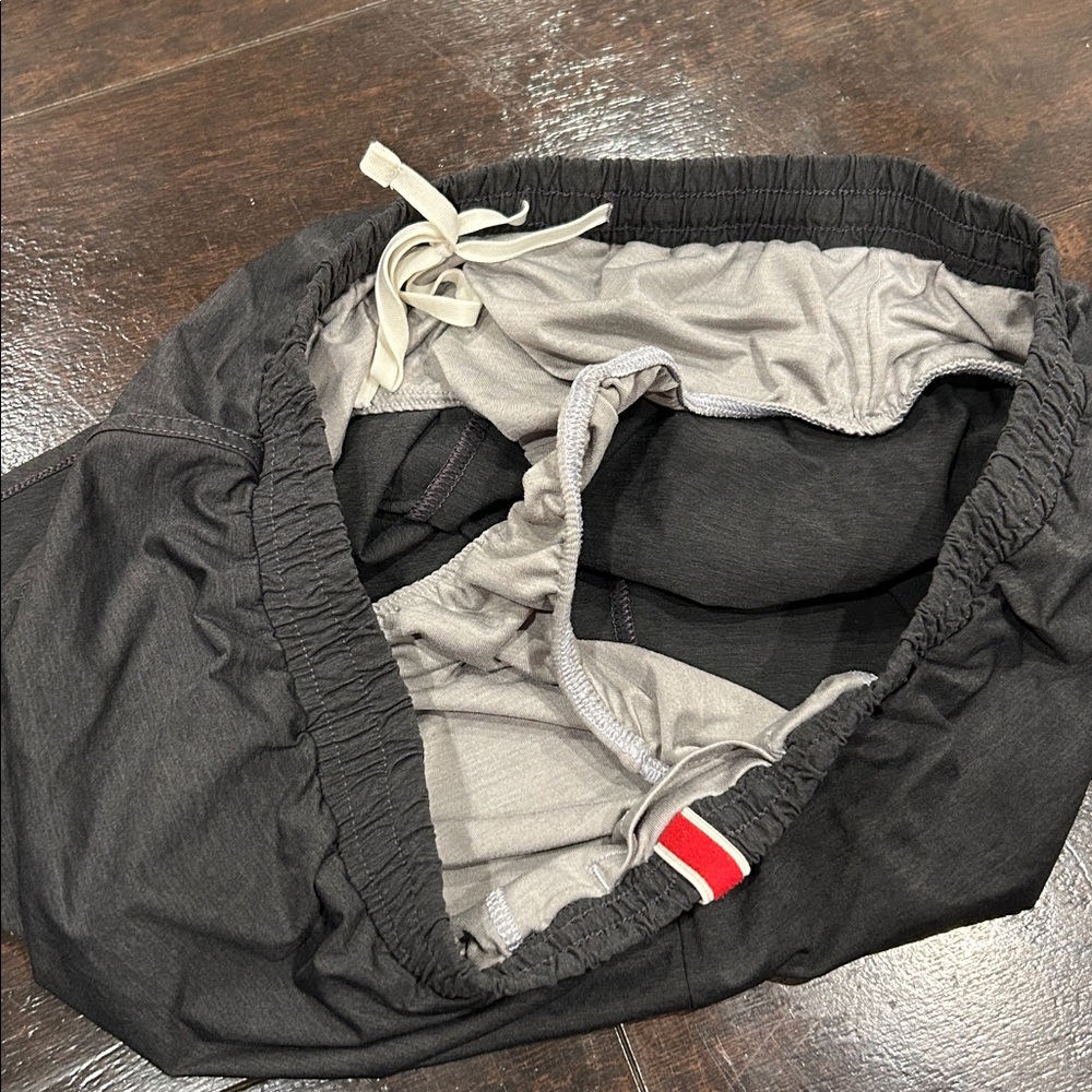 Tracksmith Twilight Split Shorts Medium Gray 2.5” - image 6